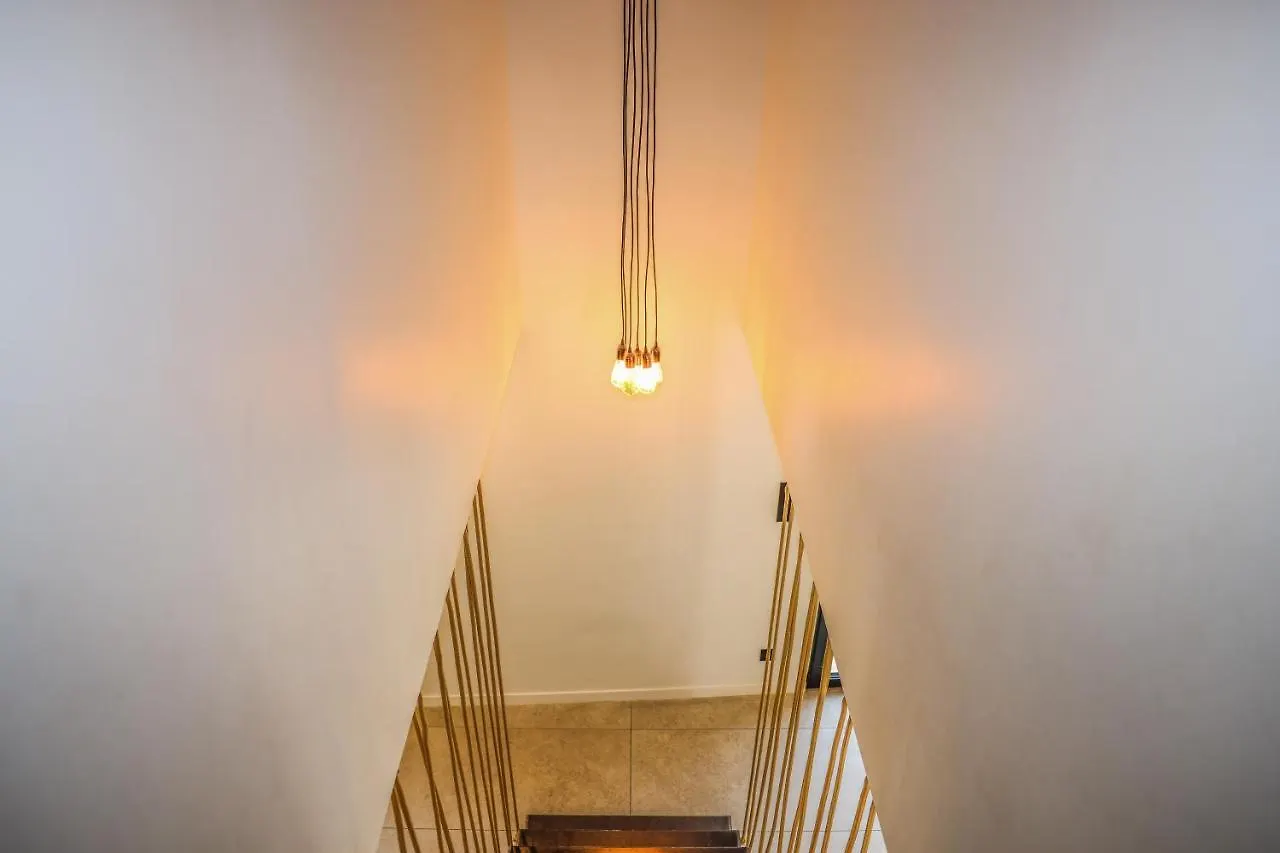 Casa Jungle ! Superb Duplex Apartment, Place Des Lices ! Saint-Tropez Apartment