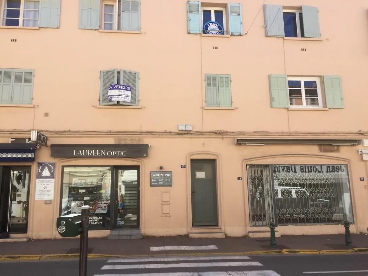 Casa Jungle ! Superb Duplex Apartment, Place Des Lices ! Saint-Tropez
